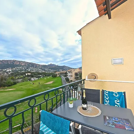 Village Cap Esterel - Le Village-82 By Interhome