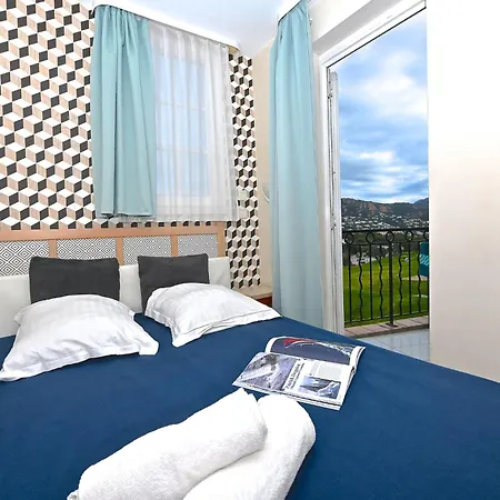 Village Cap Esterel - Le Village-82 By Interhome *